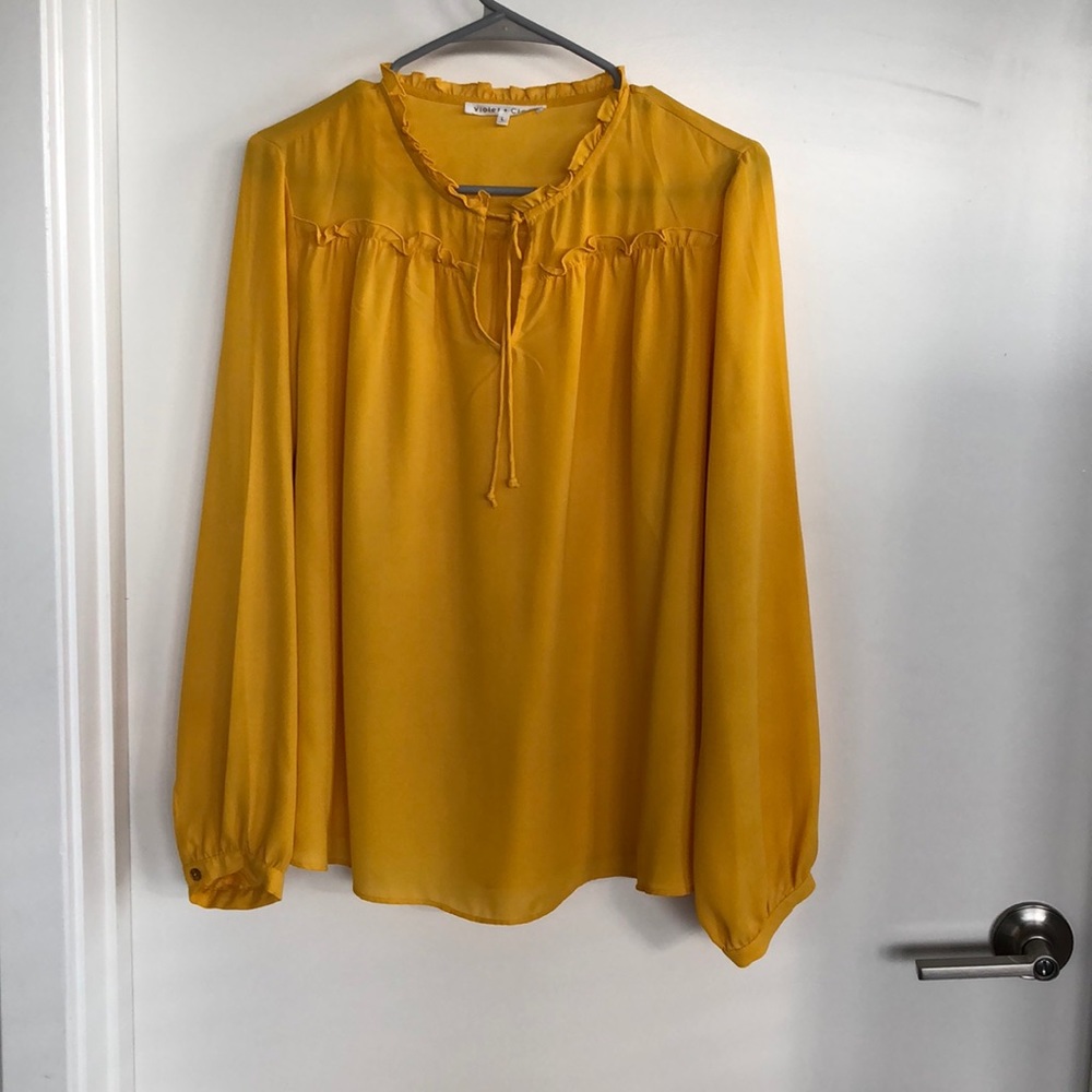 Violet+Claire Yellow long sleeve blouse $40 Size L - Picture 1 of 5